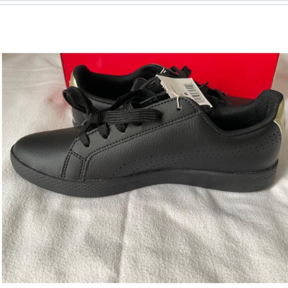Puma Smash Women's Performance Sneakers - Black & Gold -- New with Box - Picture 2 of 6